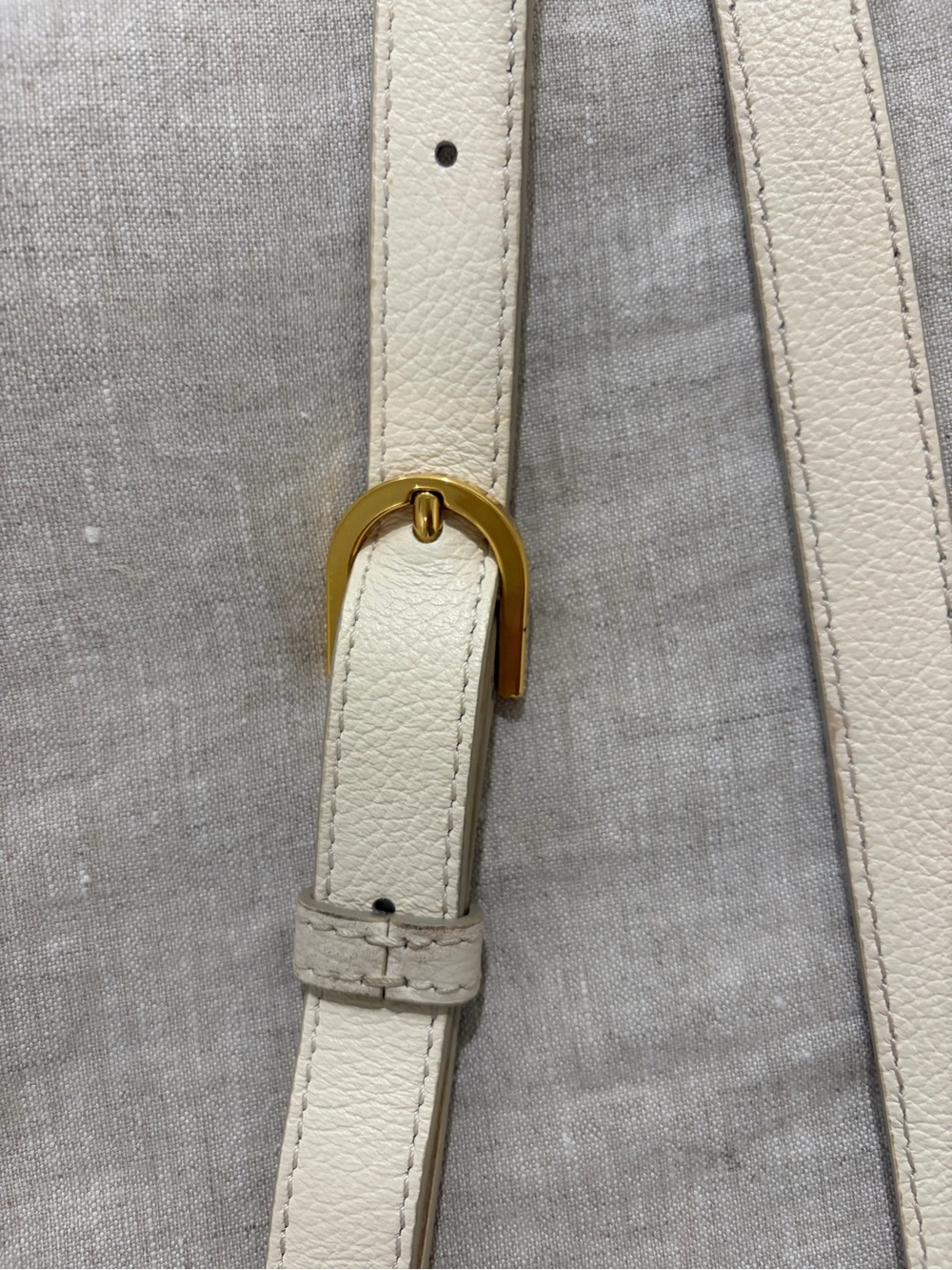 Small Chloé Marcie Leather Saddle Bag in Cream - Picture 5 of 9